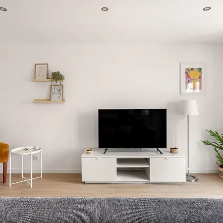 Vibes - Monsanto House Apartment