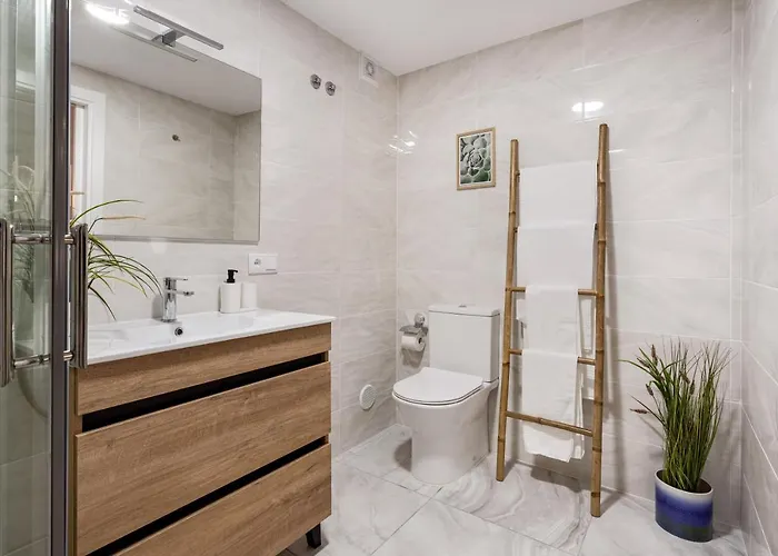 Vibes - Monsanto House 아파트 *